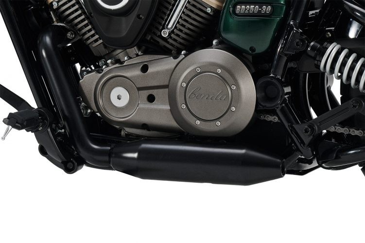Moto Benda modèle Napoleon 125 | Distributeur motos Benda Grand Est