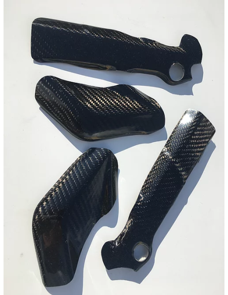 Protection de cadre carbone pour sur-ron